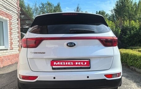 KIA Sportage IV рестайлинг, 2017 год, 1 500 000 рублей, 8 фотография
