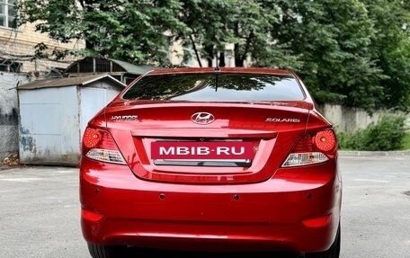 Hyundai Solaris II рестайлинг, 2011 год, 730 000 рублей, 5 фотография