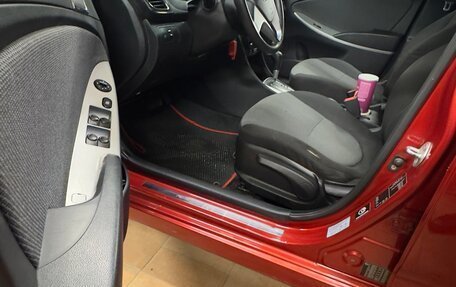 Hyundai Solaris II рестайлинг, 2011 год, 730 000 рублей, 14 фотография
