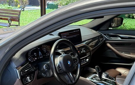BMW 5 серия, 2021 год, 5 500 000 рублей, 5 фотография