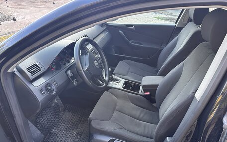 Volkswagen Passat B6, 2005 год, 770 000 рублей, 11 фотография