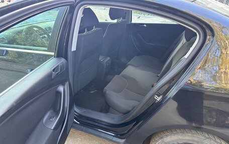 Volkswagen Passat B6, 2005 год, 770 000 рублей, 13 фотография