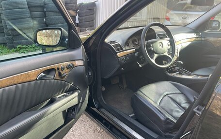 Mercedes-Benz E-Класс, 2006 год, 830 000 рублей, 2 фотография