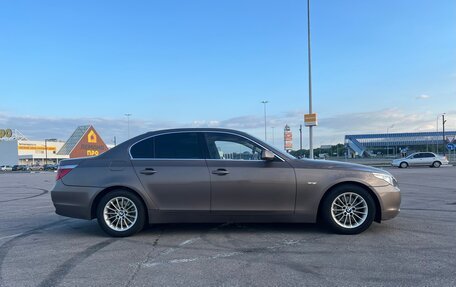 BMW 5 серия, 2004 год, 1 700 000 рублей, 6 фотография