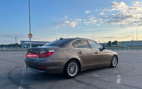 BMW 5 серия, 2004 год, 1 700 000 рублей, 4 фотография