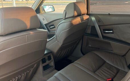 BMW 5 серия, 2004 год, 1 700 000 рублей, 11 фотография