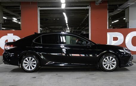 Toyota Camry, 2019 год, 2 898 000 рублей, 4 фотография