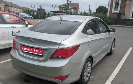 Hyundai Solaris II рестайлинг, 2016 год, 830 000 рублей, 5 фотография