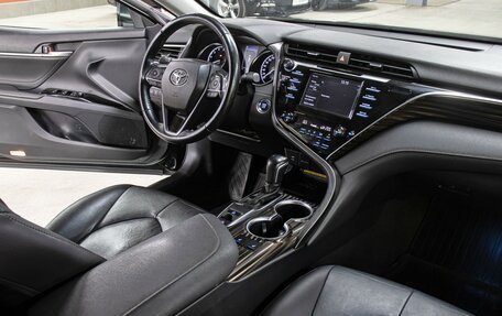 Toyota Camry, 2019 год, 2 898 000 рублей, 11 фотография