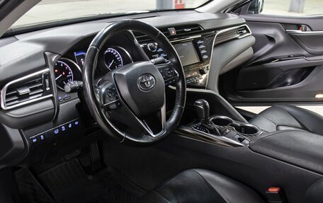 Toyota Camry, 2019 год, 2 898 000 рублей, 16 фотография