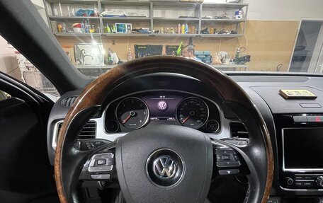 Volkswagen Touareg III, 2011 год, 2 500 000 рублей, 7 фотография