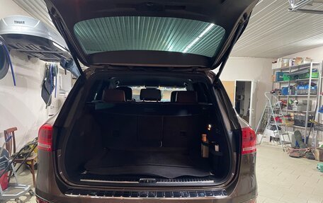 Volkswagen Touareg III, 2011 год, 2 500 000 рублей, 6 фотография