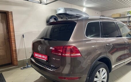 Volkswagen Touareg III, 2011 год, 2 500 000 рублей, 3 фотография