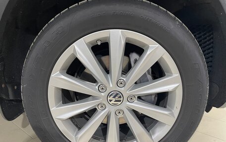 Volkswagen Touareg III, 2011 год, 2 500 000 рублей, 14 фотография