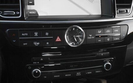 KIA Quoris I, 2018 год, 2 099 000 рублей, 13 фотография