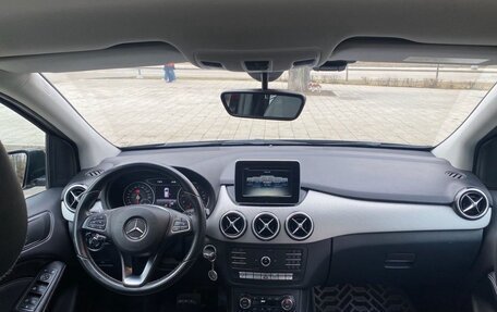 Mercedes-Benz B-Класс, 2016 год, 1 450 000 рублей, 10 фотография