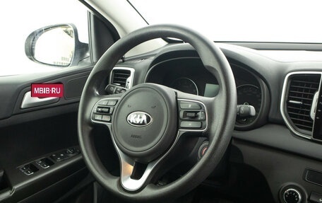 KIA Sportage IV рестайлинг, 2018 год, 1 899 000 рублей, 11 фотография