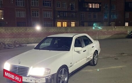Mercedes-Benz C-Класс, 1995 год, 345 000 рублей, 1 фотография