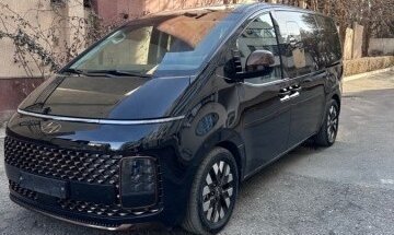 Hyundai Staria, 2022 год, 3 450 000 рублей, 1 фотография