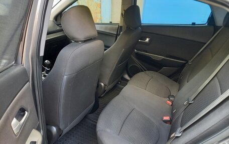 KIA Rio III рестайлинг, 2015 год, 910 000 рублей, 5 фотография