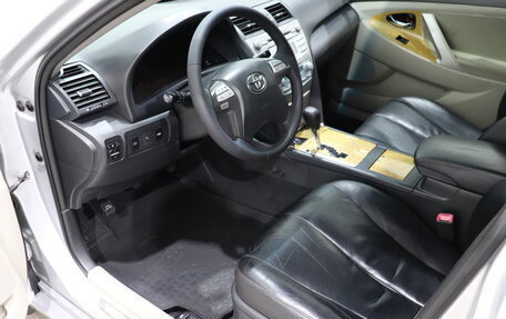 Toyota Camry, 2006 год, 830 000 рублей, 17 фотография