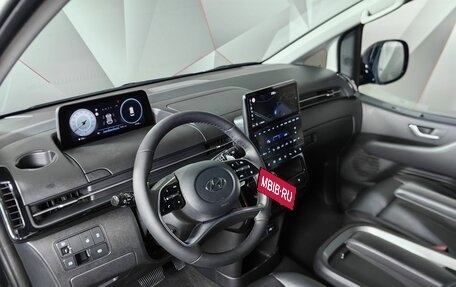 Hyundai Staria, 2021 год, 5 300 000 рублей, 12 фотография