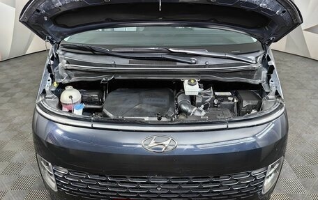 Hyundai Staria, 2021 год, 5 300 000 рублей, 21 фотография