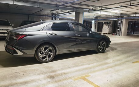 Hyundai Elantra, 2023 год, 2 180 000 рублей, 2 фотография