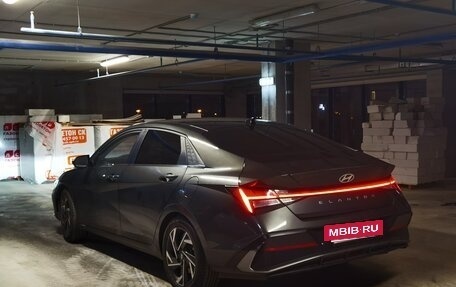 Hyundai Elantra, 2023 год, 2 180 000 рублей, 8 фотография
