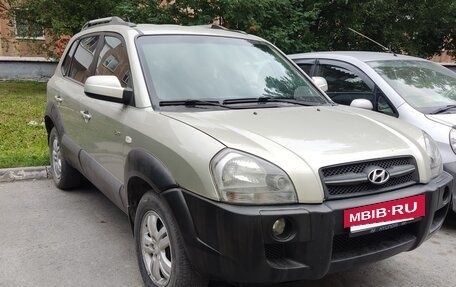 Hyundai Tucson III, 2006 год, 940 000 рублей, 2 фотография