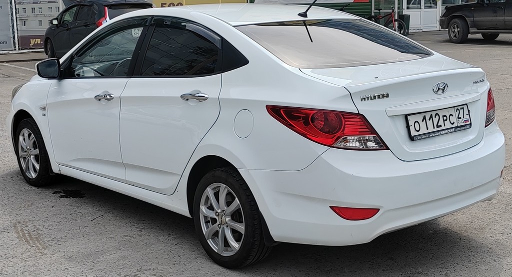 Hyundai Solaris I, 2012 год, 650 000 рублей, 3 фотография