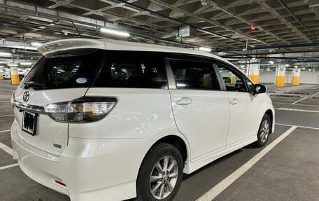 Toyota Wish II, 2013 год, 1 100 000 рублей, 2 фотография