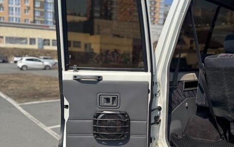 Toyota Land Cruiser Prado 70, 1994 год, 2 350 000 рублей, 13 фотография