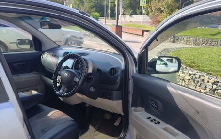 Toyota Passo III, 2010 год, 650 000 рублей, 3 фотография