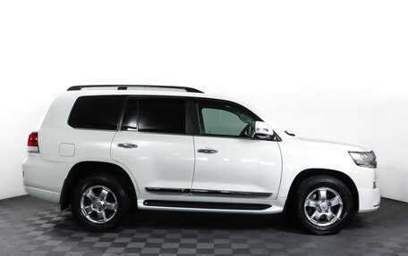 Toyota Land Cruiser 200, 2015 год, 5 349 000 рублей, 4 фотография