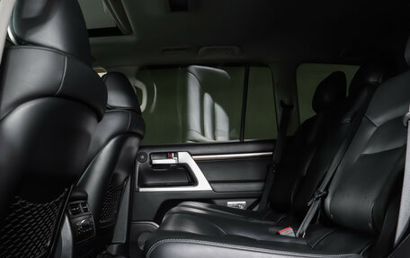 Toyota Land Cruiser 200, 2015 год, 5 349 000 рублей, 12 фотография