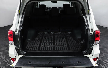 Toyota Land Cruiser 200, 2015 год, 5 349 000 рублей, 10 фотография