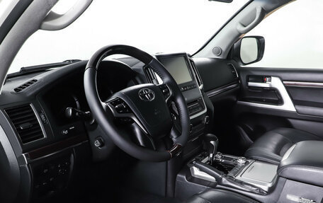 Toyota Land Cruiser 200, 2015 год, 5 349 000 рублей, 15 фотография
