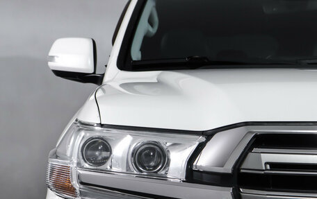 Toyota Land Cruiser 200, 2015 год, 5 349 000 рублей, 27 фотография