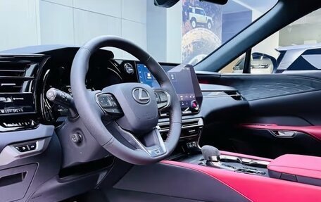 Lexus RX IV рестайлинг, 2024 год, 9 324 000 рублей, 10 фотография