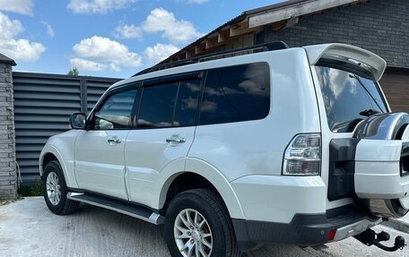 Mitsubishi Pajero IV, 2007 год, 1 700 000 рублей, 2 фотография
