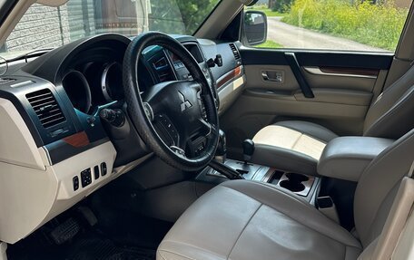 Mitsubishi Pajero IV, 2007 год, 1 700 000 рублей, 20 фотография