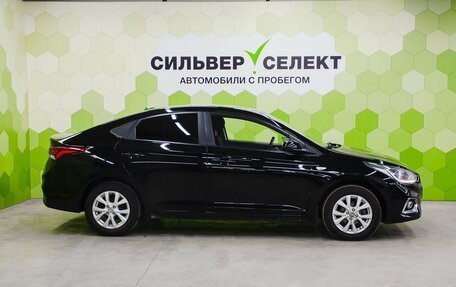 Hyundai Solaris II рестайлинг, 2017 год, 1 150 000 рублей, 8 фотография