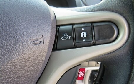 Honda Insight II рестайлинг, 2010 год, 849 007 рублей, 19 фотография