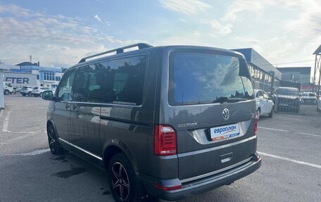 Volkswagen Multivan T6 рестайлинг, 2018 год, 4 700 000 рублей, 4 фотография
