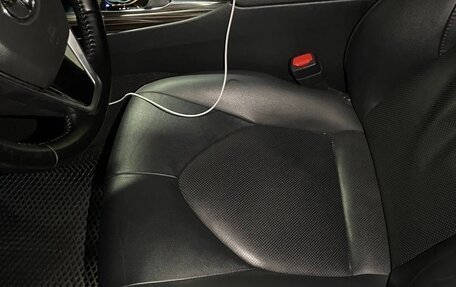 Toyota Camry, 2021 год, 2 980 000 рублей, 11 фотография