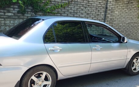 Mitsubishi Lancer IX, 2004 год, 400 000 рублей, 3 фотография