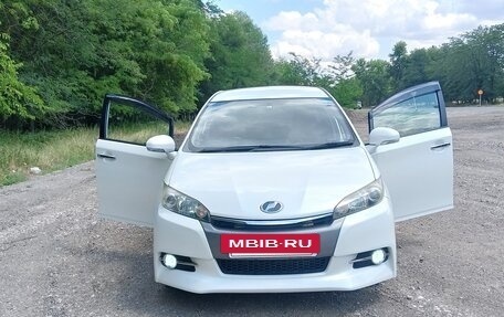 Toyota Wish II, 2012 год, 1 650 000 рублей, 8 фотография