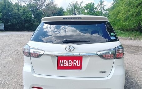 Toyota Wish II, 2012 год, 1 650 000 рублей, 12 фотография