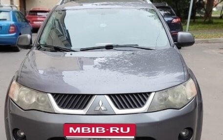 Mitsubishi Outlander III рестайлинг 3, 2008 год, 650 000 рублей, 5 фотография